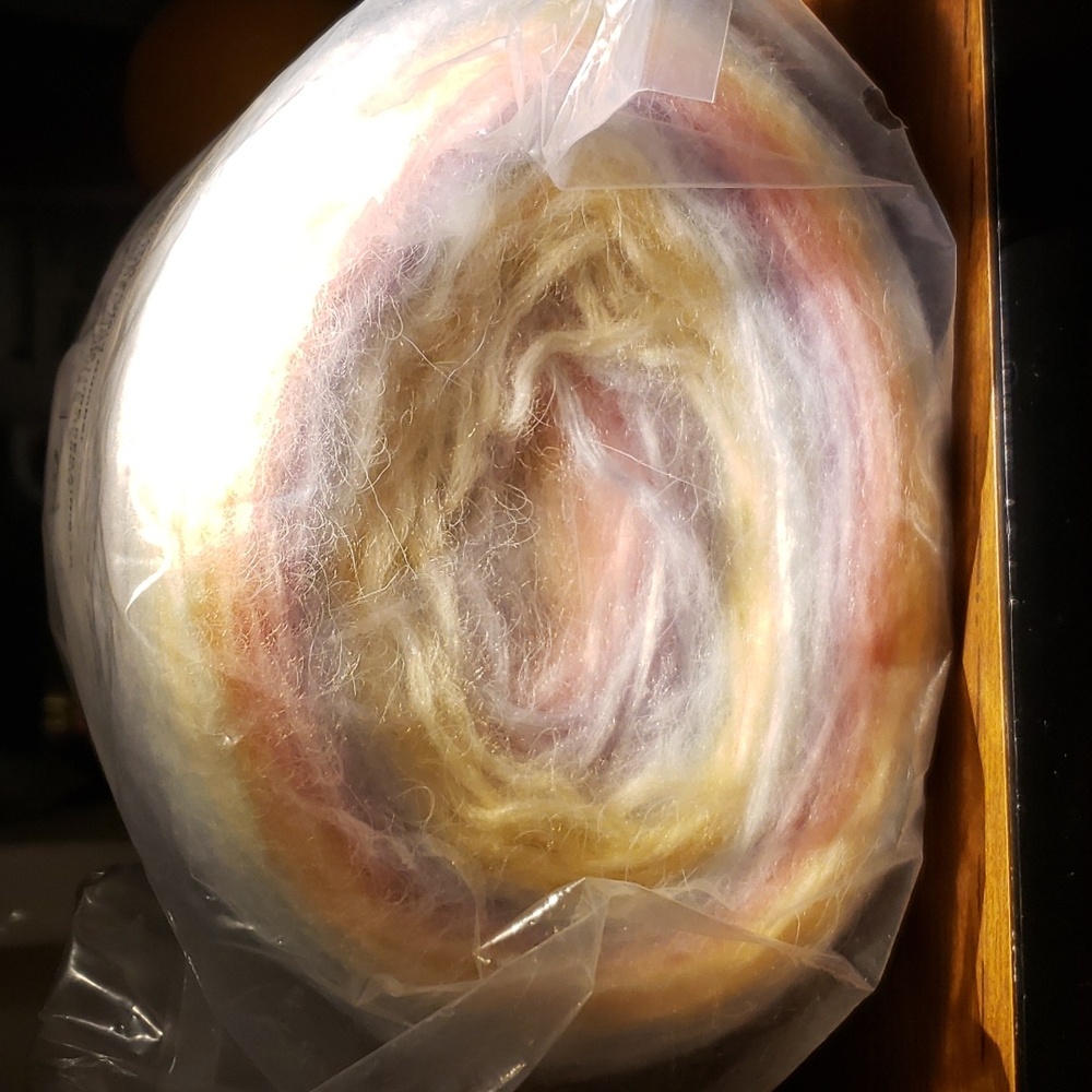 Gradient Color Rainbow Wool Yarn Skein - Picture 2 of 6